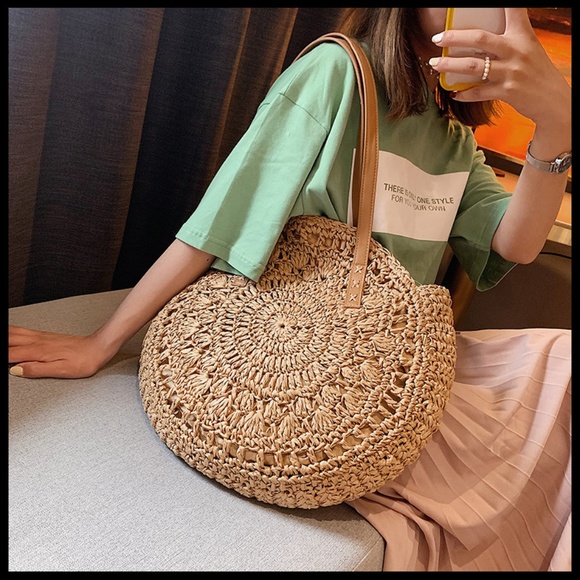 NEW WAVE Straw Weave Shoulder Bag - Picture 3 of 8